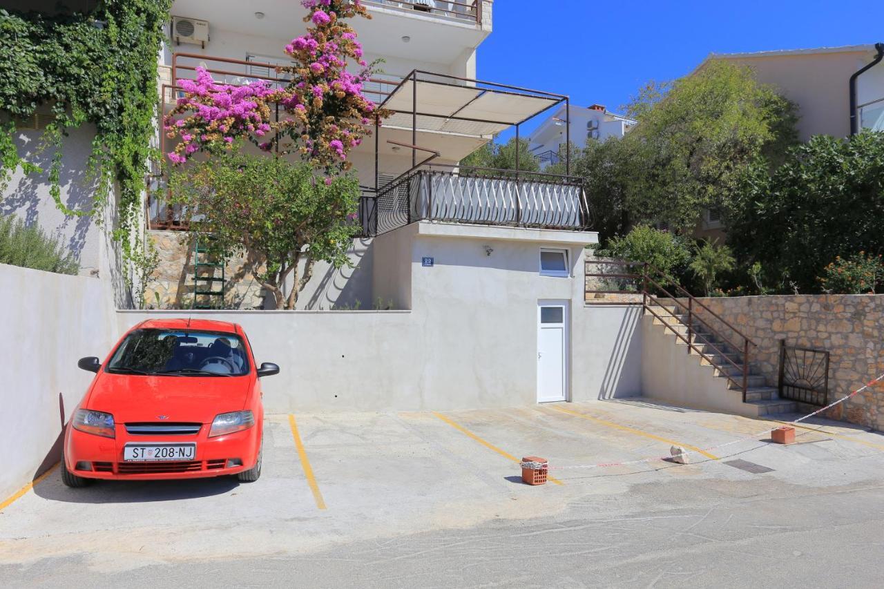 Apartments By The Sea Rastici, Ciovo - 11723 Trogir Exterior foto