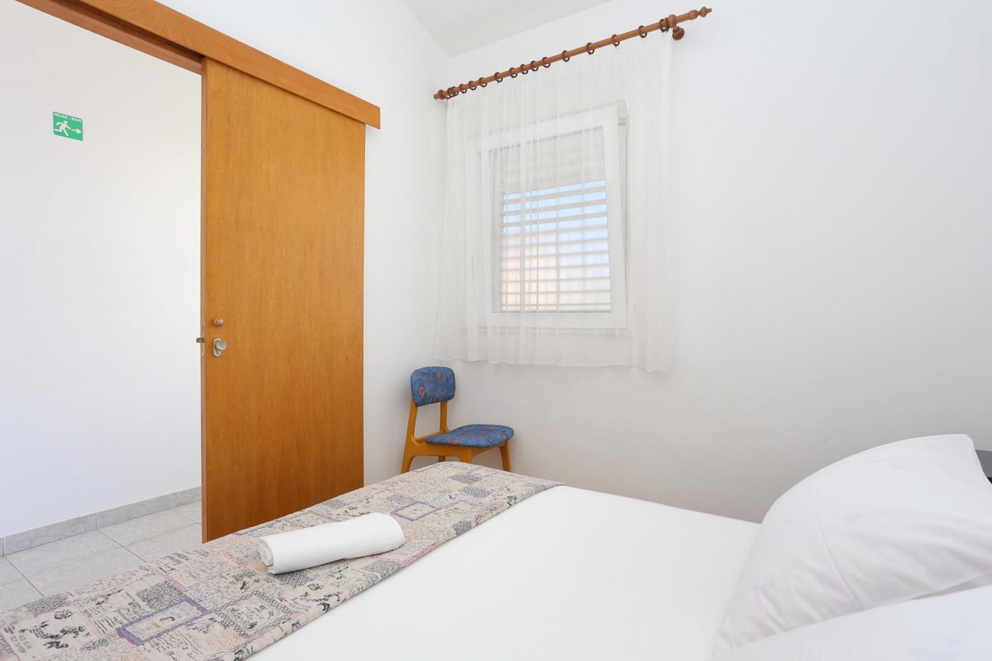 Apartments By The Sea Rastici, Ciovo - 11723 Trogir Habitación foto