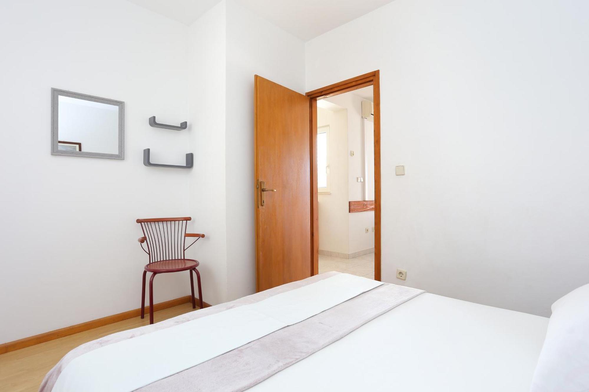 Apartments By The Sea Rastici, Ciovo - 11723 Trogir Habitación foto